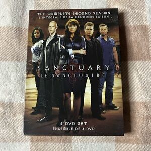 Sanctuary: The Complete Second Season 4-DVD Set